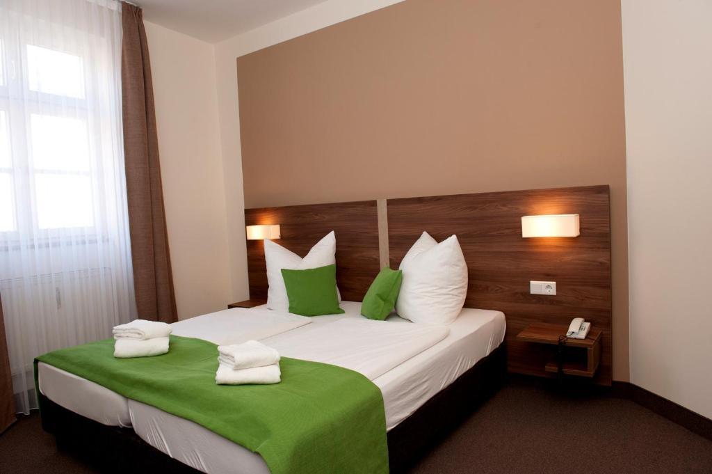 Hotel Adler Eichstätt Стая снимка