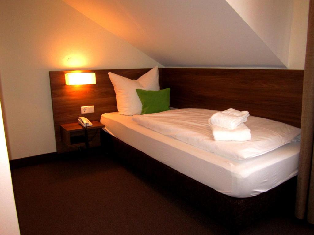 Hotel Adler Eichstätt Стая снимка