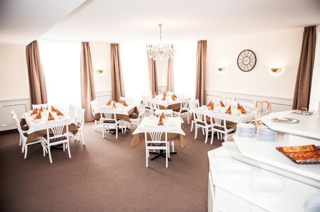 Hotel Adler Eichstätt Екстериор снимка