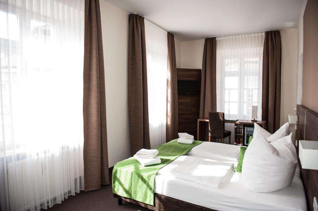 Hotel Adler Eichstätt Стая снимка